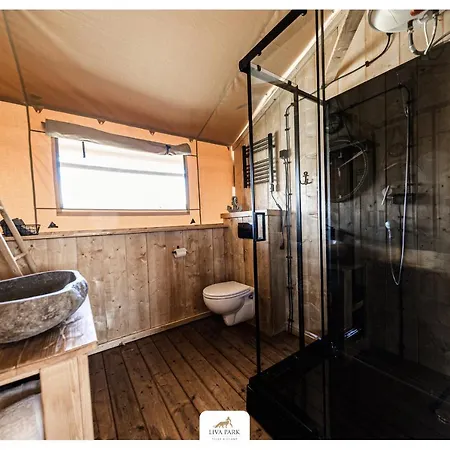 Glamping Liva Park Nature Liwa