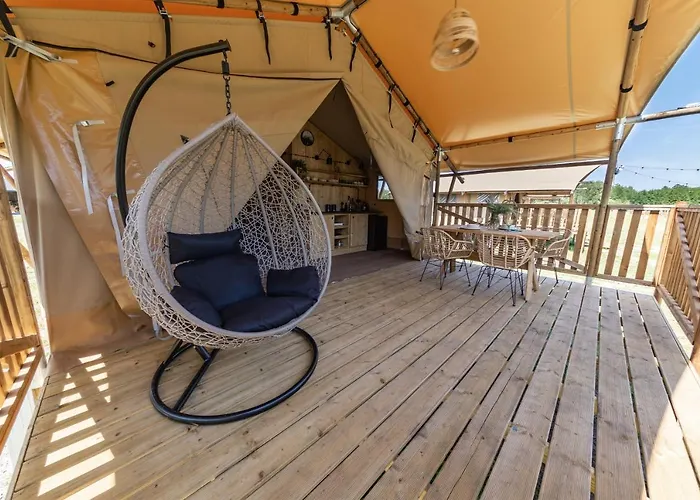 Luxury tent Liva Park Nature Liwa