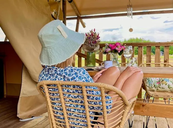 Luxury tent Liva Park Nature Liwa